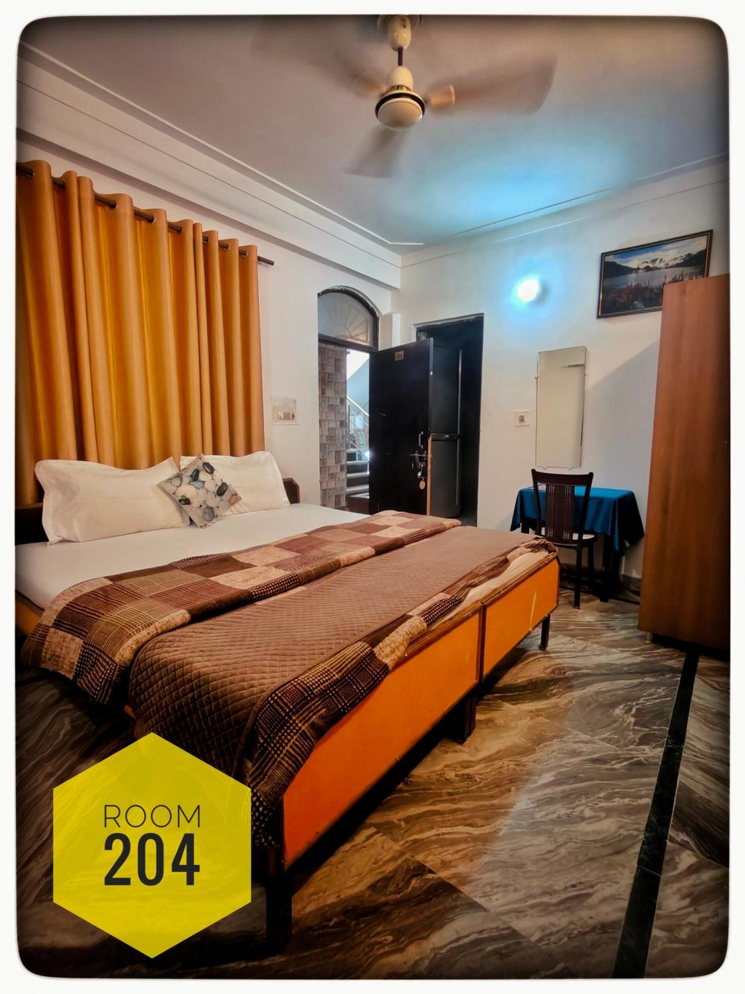 Shri Ganga View Guest House Ришикеш Экстерьер фото