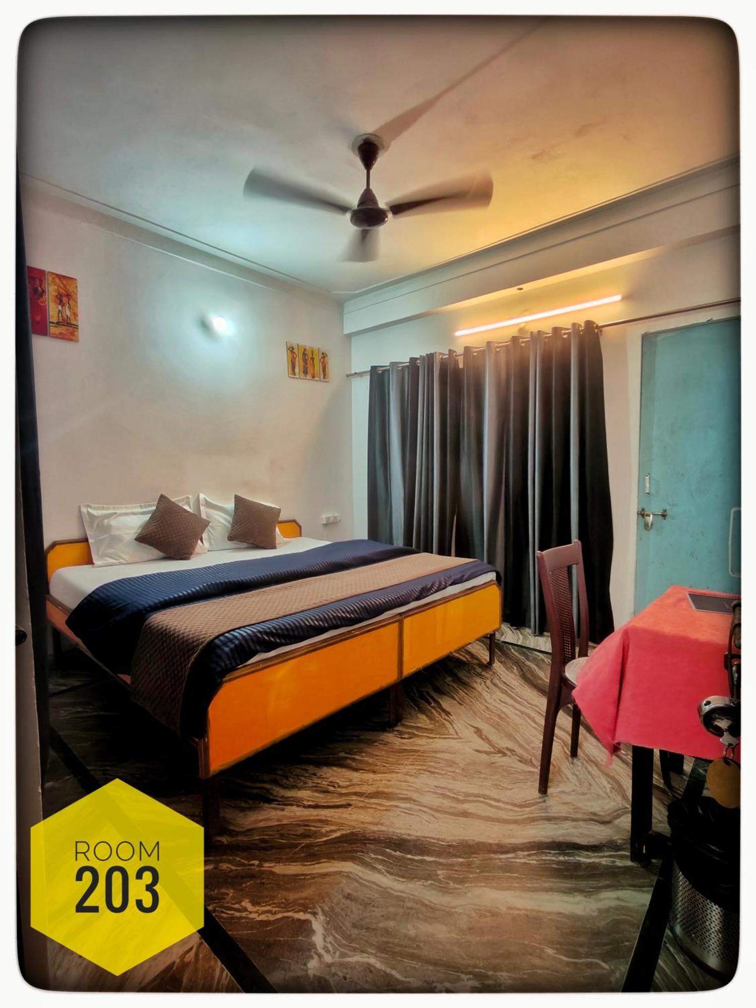 Shri Ganga View Guest House Ришикеш Экстерьер фото